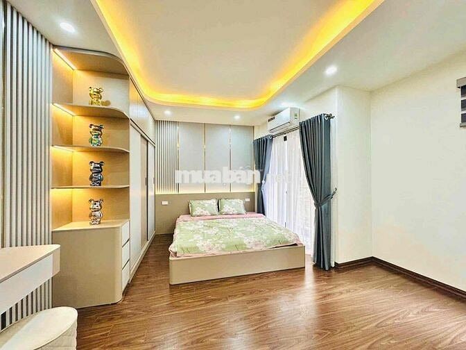 Cực Phẩm ! Nhà Phố Thái Thịnh Ngõ To Thoáng 20m Ra Phố- full Nội Thất