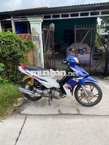AXELO Nhật máy móc zin chưa đung tới giấy tờ OK