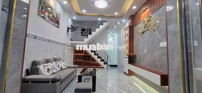 Nhà đẹp, hẻm xe hơi, Phạm Thế Hiển,, p5,q8