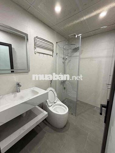 Nhà xây mới - Phố Nguyễn Chính - Oto tránh - Thang máy - Kinh doanh