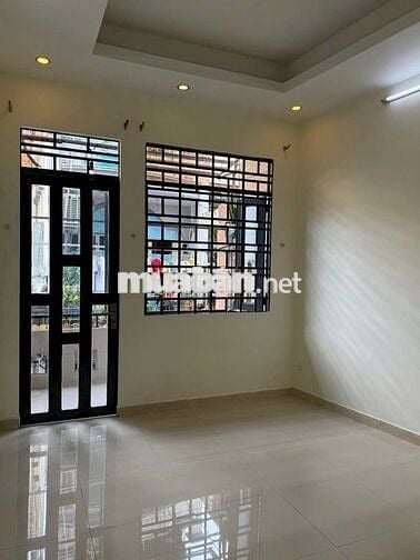 Cho Thuê nhà  Lac Long Quan 4.5x12m . Trệt 2Lầu 4PN 3WC