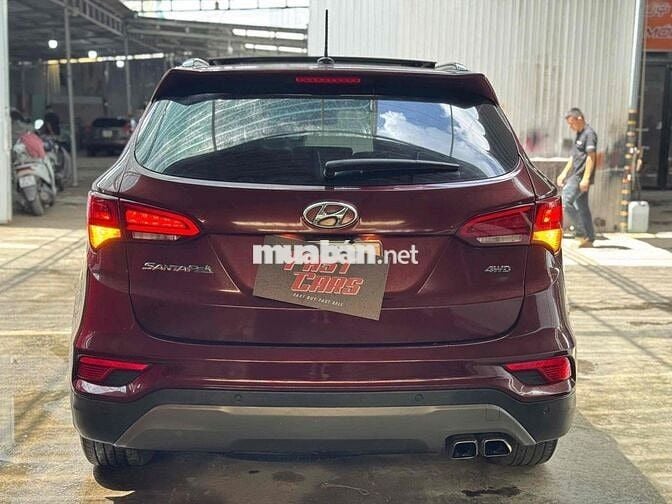 Hyundai Santa Fe 2018 2.4L 4WD - 84000 km