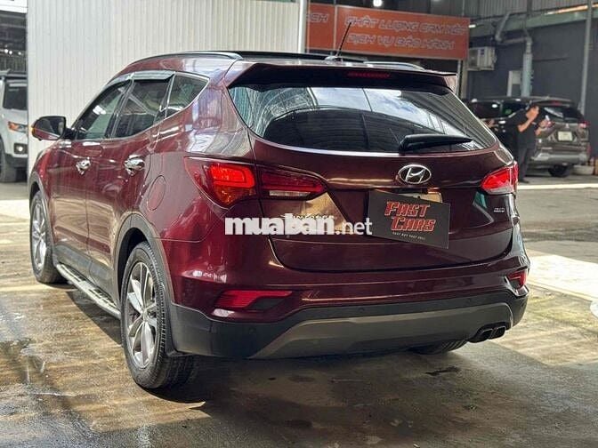 Hyundai Santa Fe 2018 2.4L 4WD - 84000 km