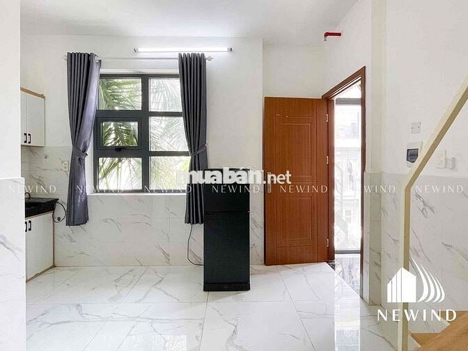 DUPLEX CỬA SỔ _ Ngay Vũ Ngọc Phan