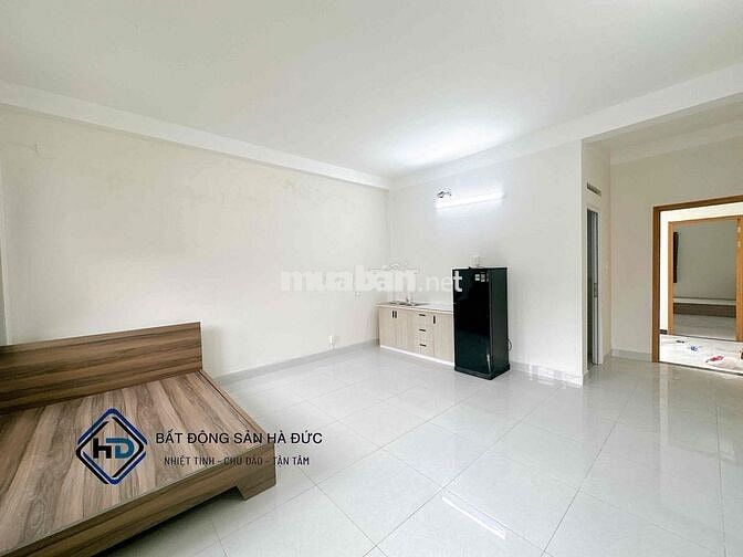 Căn hộ 40m full nội thất ban công thoáng mát gần UBND Quận 12