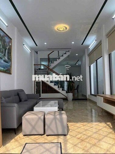 Nhà Có Sân - 2PN - Full NT - Đường Nguyễn Công Hoan