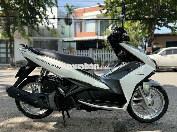 Honda Air Blade 2014 B.số 92 Góp trả trước 4tr