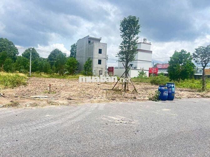 SIÊU PHẨM NGAY CHỢ ĐÊM BÀU BÀNG