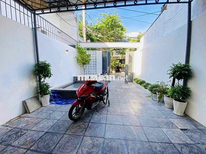 Nhà Có Sân - 2PN - Full NT - Đường Nguyễn Công Hoan