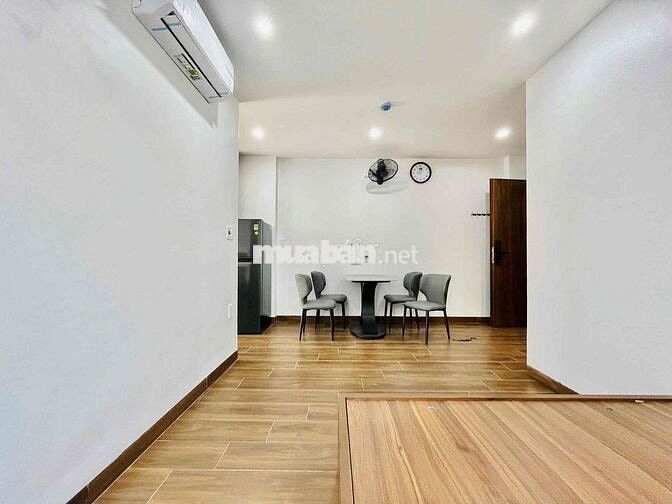 CHO THUÊ CĂN HỘ 2 NGỦ – FULL BẾP & BÀN ĂN – Ô TÔ ĐỖ CỬA – NGÕ 144 MAI