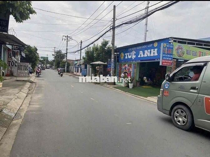 Do nợ không còn gồng nổi nên chủ cần bán nhanh bán vội miếng đất