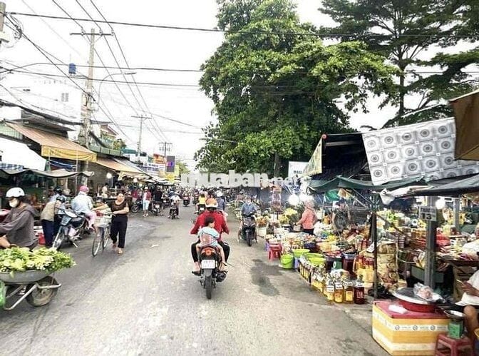 Do nợ không còn gồng nổi nên chủ cần bán nhanh bán vội miếng đất