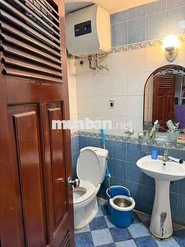 Phòng 38m2 Điều Hòa, Nóng Lạnh,Máy Giặt