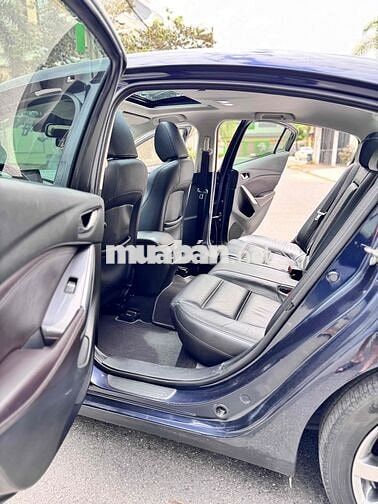 Mazda 6 2017 đk 2018 2.0 AT - 100.000km xanh đen