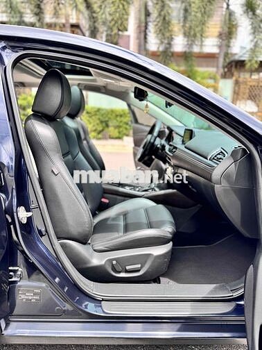 Mazda 6 2017 đk 2018 2.0 AT - 100.000km xanh đen