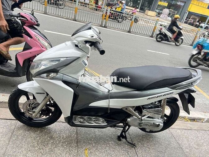 Honda air blade 2012 mới 90% biển số thành phố