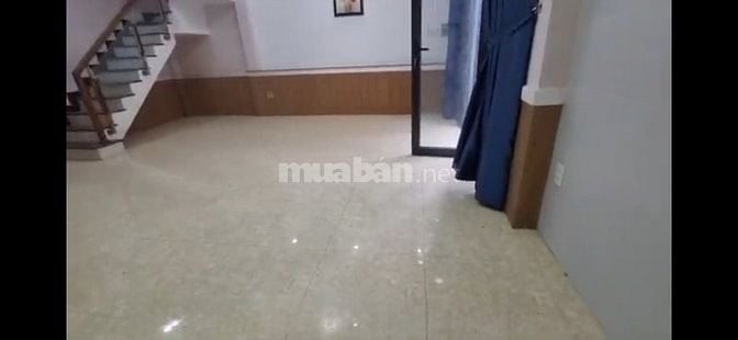 Nhà 3lầu đúc kiên cố hẻm trước nhà 4m