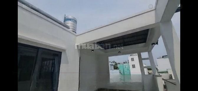 Nhà 3lầu đúc kiên cố hẻm trước nhà 4m