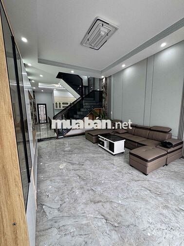 Bán nhà 1t1l MT DT746, Bình Dương gần THCS Tân Hiệp
