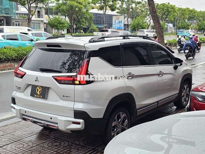 MITSUBISHI XPANDER CROSS SX 2024 ODO 9.900 KM