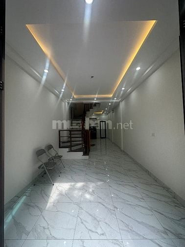 nhà 44m2x4T, ô tô đỗ cổng, cách QL6 gần,tiện lên Bến xe Yên Nghĩa