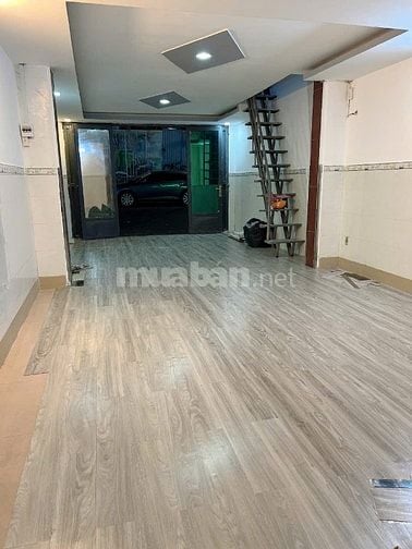 Cho thuê CMT8 phường 12 quận 10
