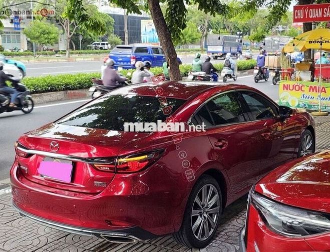 Mazda 6 Signature Premium 2.5 AT 2023