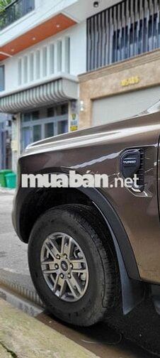 Ford Ranger 2023 XLS 2.0L 4x2 AT - 9000 km