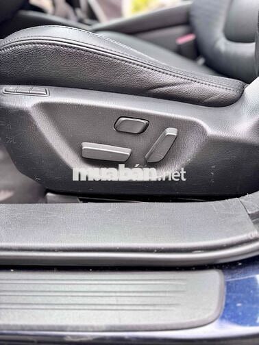 Mazda 6 2017 đk 2018 2.0 AT - 100.000km xanh đen