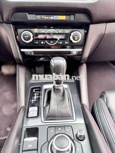 Mazda 6 2017 đk 2018 2.0 AT - 100.000km xanh đen