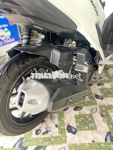 VARRIO 125 MẪU CŨ BI CẦU