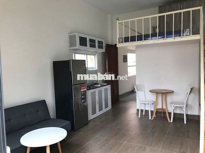 CHO THUÊ DUPLEX BAN CÔNG FULL NỘI THẤT CÓ THANG MÁY HẦM XE NGAY ETOWN