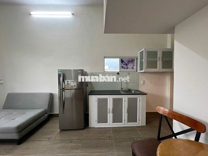CHO THUÊ DUPLEX BAN CÔNG FULL NỘI THẤT CÓ THANG MÁY HẦM XE NGAY GA T3