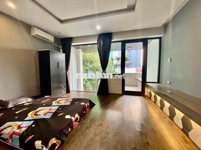 Cho thuê nhà 4 phòng ngủ rộng mặt tiền Hồ Huấn Nghiệp, Đà Nẵng