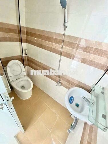 Cho thuê nhà nguyên căn mặt tiền hẻm kinh doanh