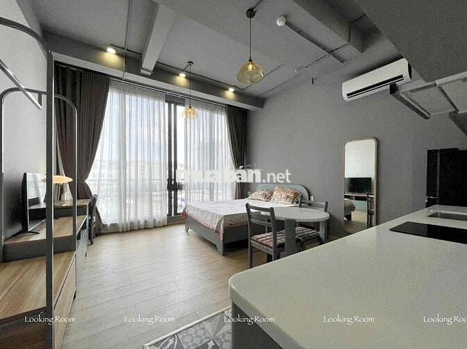 STUDIO 35M2 FULL NỘI THẤT CÓ BAN CÔNG NGAY SÂN BAY - GẦN TRUNG TÂM