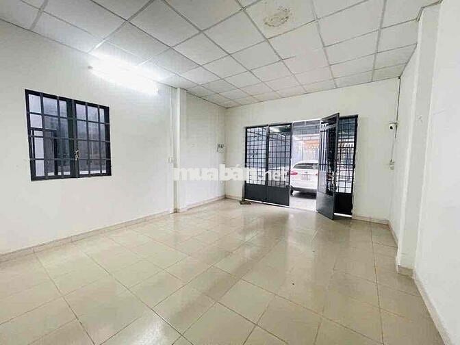VỀ LẠI MỸ CẦN BÁN GẤP NHÀ RỘNG HẺM ÔTÔ GIÁ:4,4TỶ