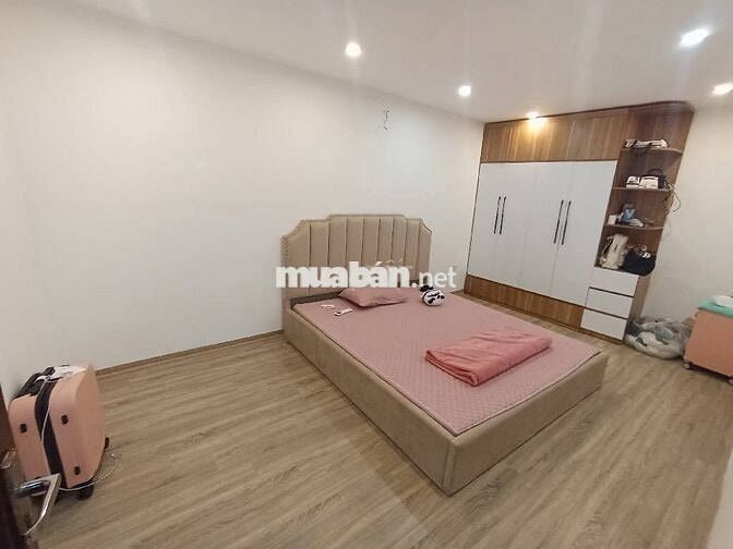 Bán chung cư 90 Nguyễn Tuân, Thanh Xuân, 98m2, 3 PN, 2 WC, 7,8 tỷ
