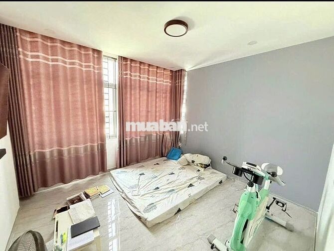 Bán nhà 3 lầu đường Trương Công Định, 43m2, hẻm rộng