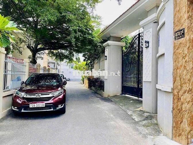 Bán nhà cấp 4 tính đất, lô góc đường Trương Công Định, P.8, Vũng Tàu.