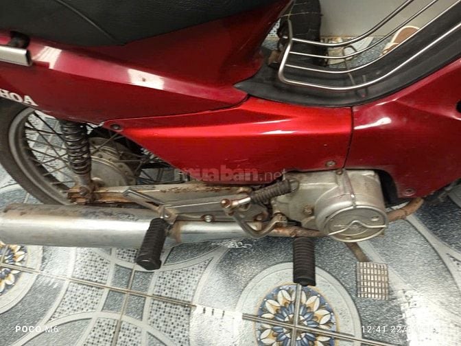 Góc bán xe Giá 4tr(Có fix) Giấy tờ đầy đủ,Điện đèn đầy đủ xem xe Thành
