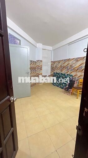 CHO THUÊ NHÀ NGUYÊN CĂN 2 MẶT TIỀN ĐẸP, GẦN BỜ KÈ BÙI ĐÌNH TUÝ- BT