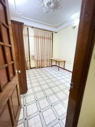 Cc Mời thuê nhà ngõ 16 hoàng cầu 45m2 5pn 12 tr/1 th