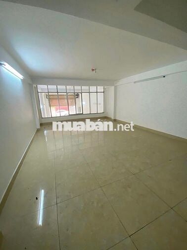 NHÀ RỘNG, ĐẸP -  304B Hoàng Văn Thụ- 4.5 x 17m, Tầng Trống Suốt!