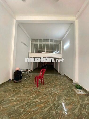 NHÀ RỘNG, ĐẸP -  304B Hoàng Văn Thụ- 4.5 x 17m, Tầng Trống Suốt!
