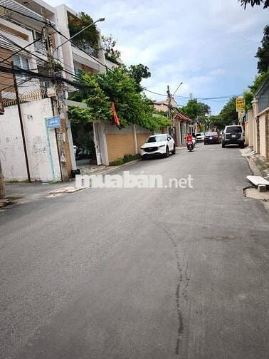 Bán nhà 1 trệt 3 lầu hẻm ôtô Đc đường Bà Huyện Thanh Quan, Vũng Tàu