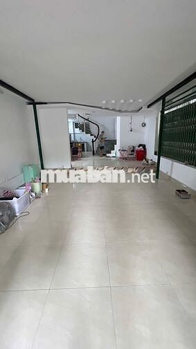 CHO THUÊ NHÀ NGUYÊN CĂN 2 MẶT TIỀN ĐẸP, GẦN BỜ KÈ BÙI ĐÌNH TUÝ- BT