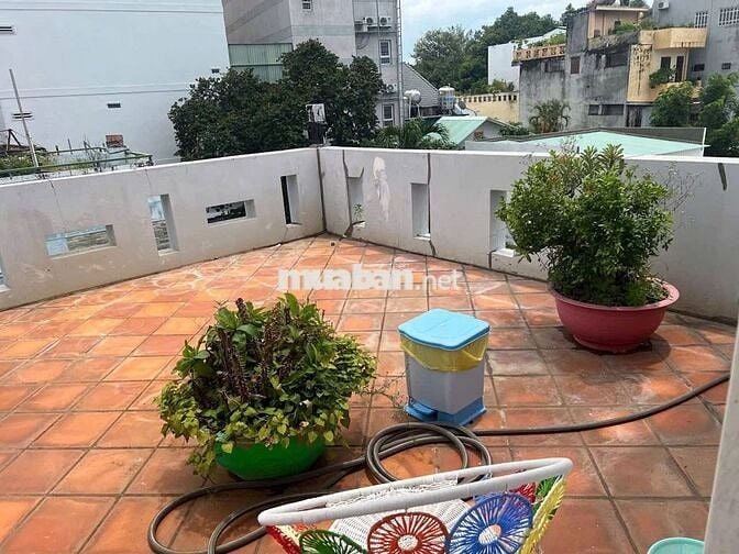 Bán nhà 1 trệt 3 lầu hẻm ôtô Đc đường Bà Huyện Thanh Quan, Vũng Tàu