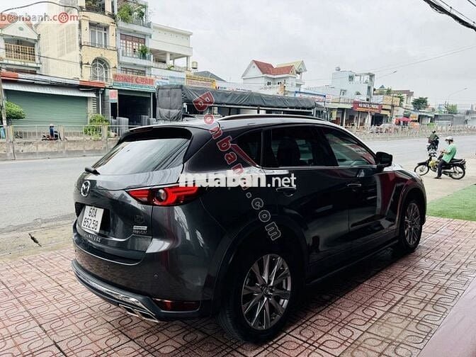 CX-5 2.5 Signature Premium AWD 2020 bản cao cấp
