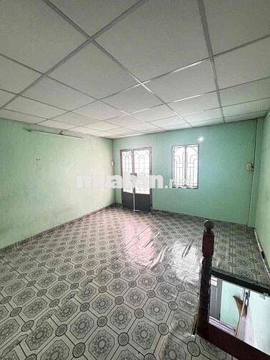 BÁN NHÀ HOÀNG DIỆU QUẬN 4 VỊ TRÍ ĐẸP THÔNG RA ĐƯỜNG MẶT TIỀN CHỈ 10m
